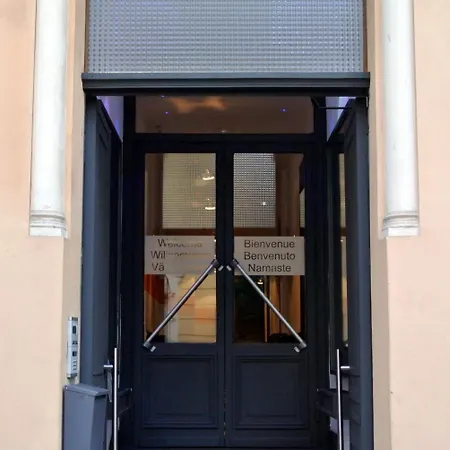 Little Palace Hotel