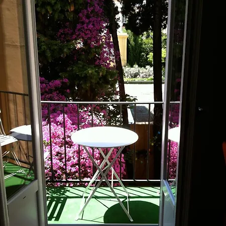 Little Palace Hotel 3*