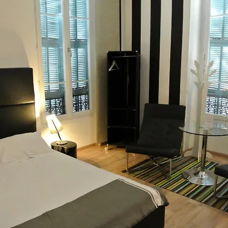 Little Palace نيس