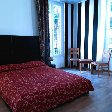 Little Palace 3*