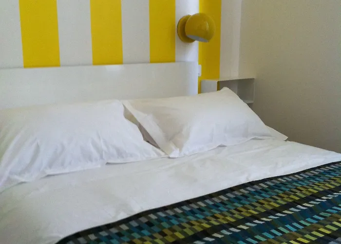 Little Palace Hotell 3*