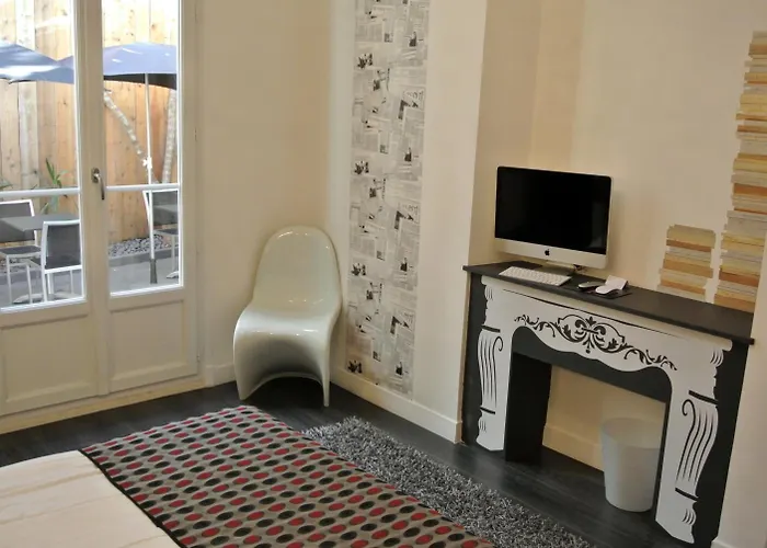 Little Palace فندق نيس